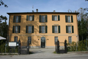 Residence Alle Scuole Country House